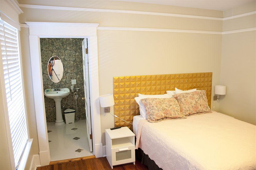 The Mansion House Inn 圣彼得堡 外观 照片